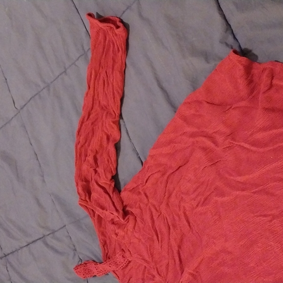 Torrid Open shoulder shirt - Picture 2 of 7